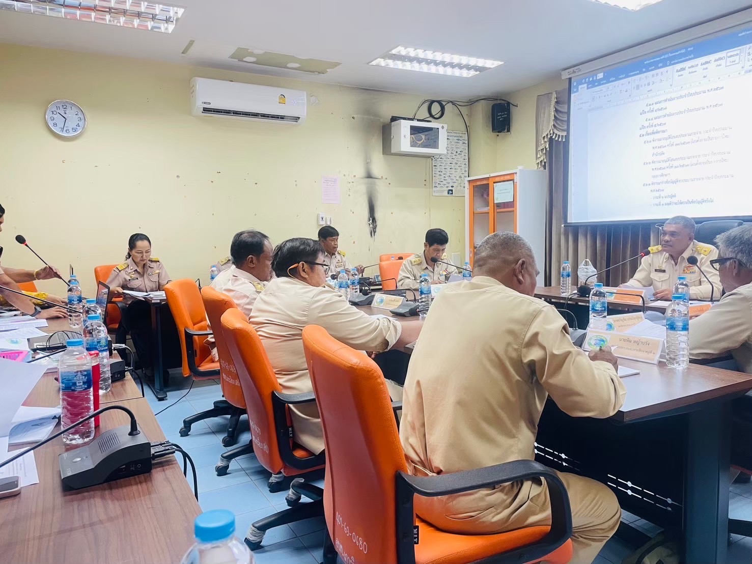 ประชุมสภาอบต.เกาะลิบง สมัยสามัญ สมัยที่ 3 ครั้งที่ 2